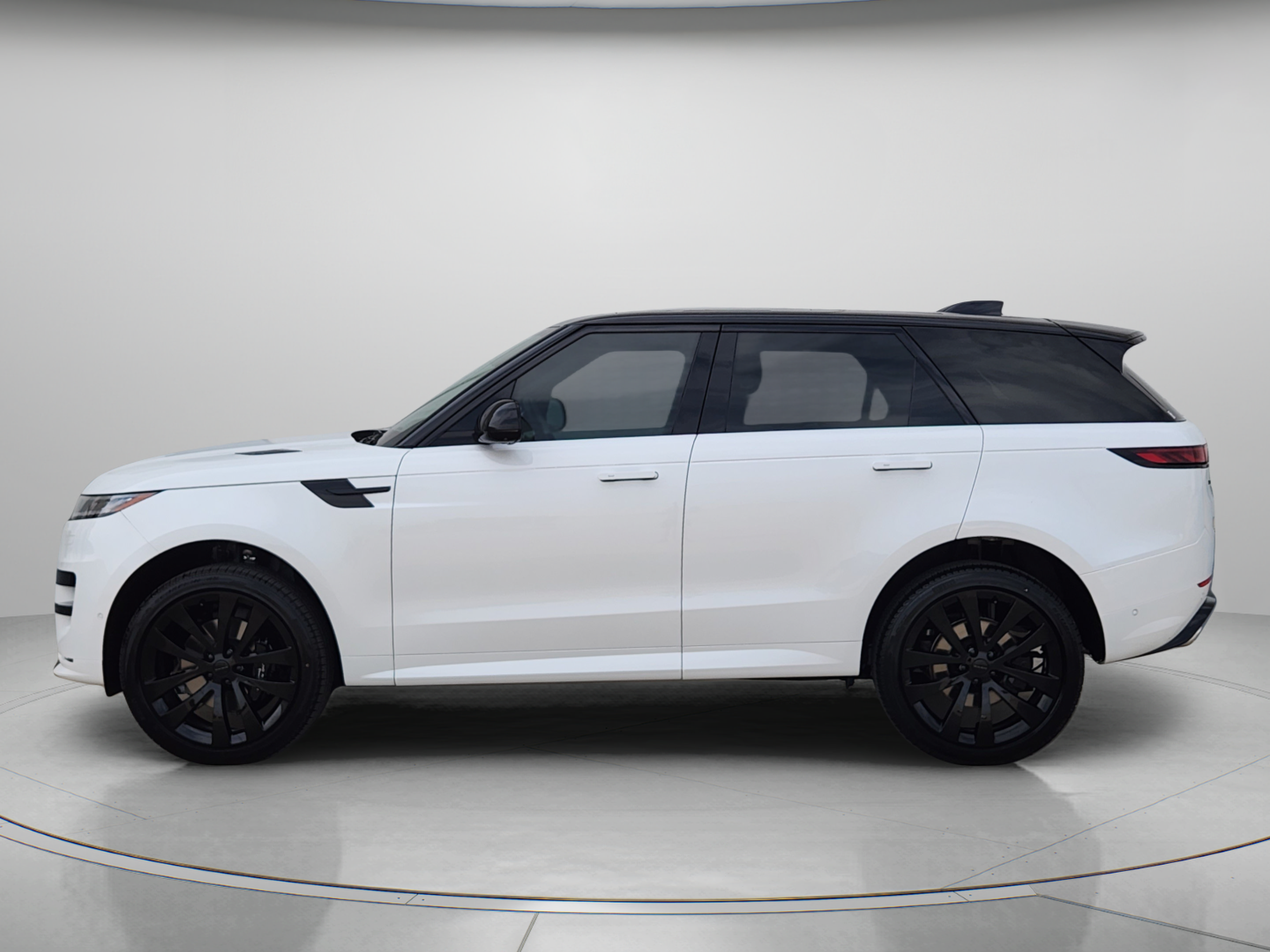 New 2026 Land Rover Range Rover Sport Dynamic SE AWD/4WD image 2