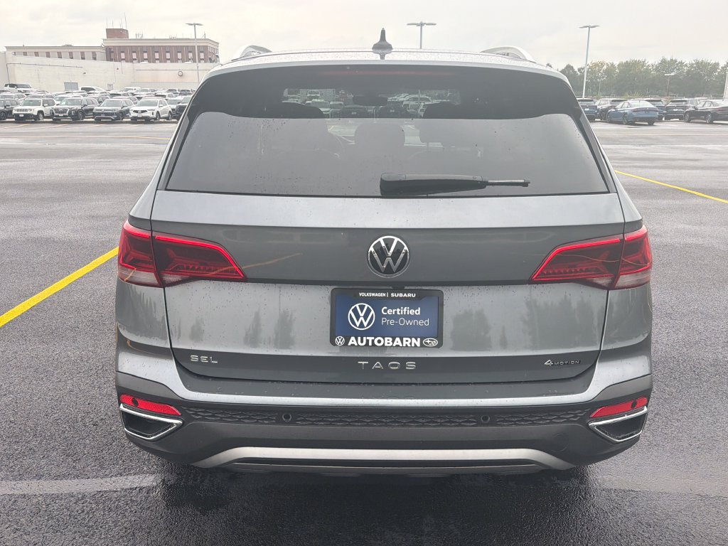 Certified 2022 Volkswagen Taos SEL AWD/4WD image 5
