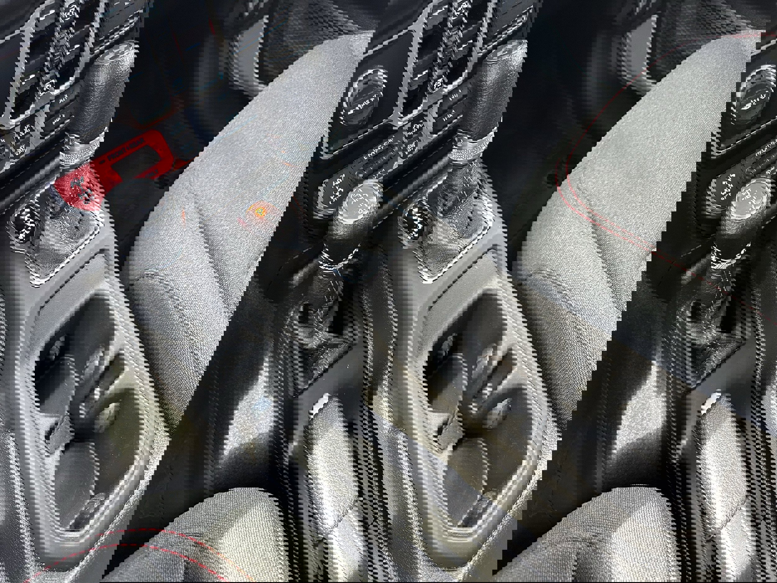 Used 2024 Jeep Wrangler Unlimited Rubicon w/ XTREMEE 35" Tire Package image 28