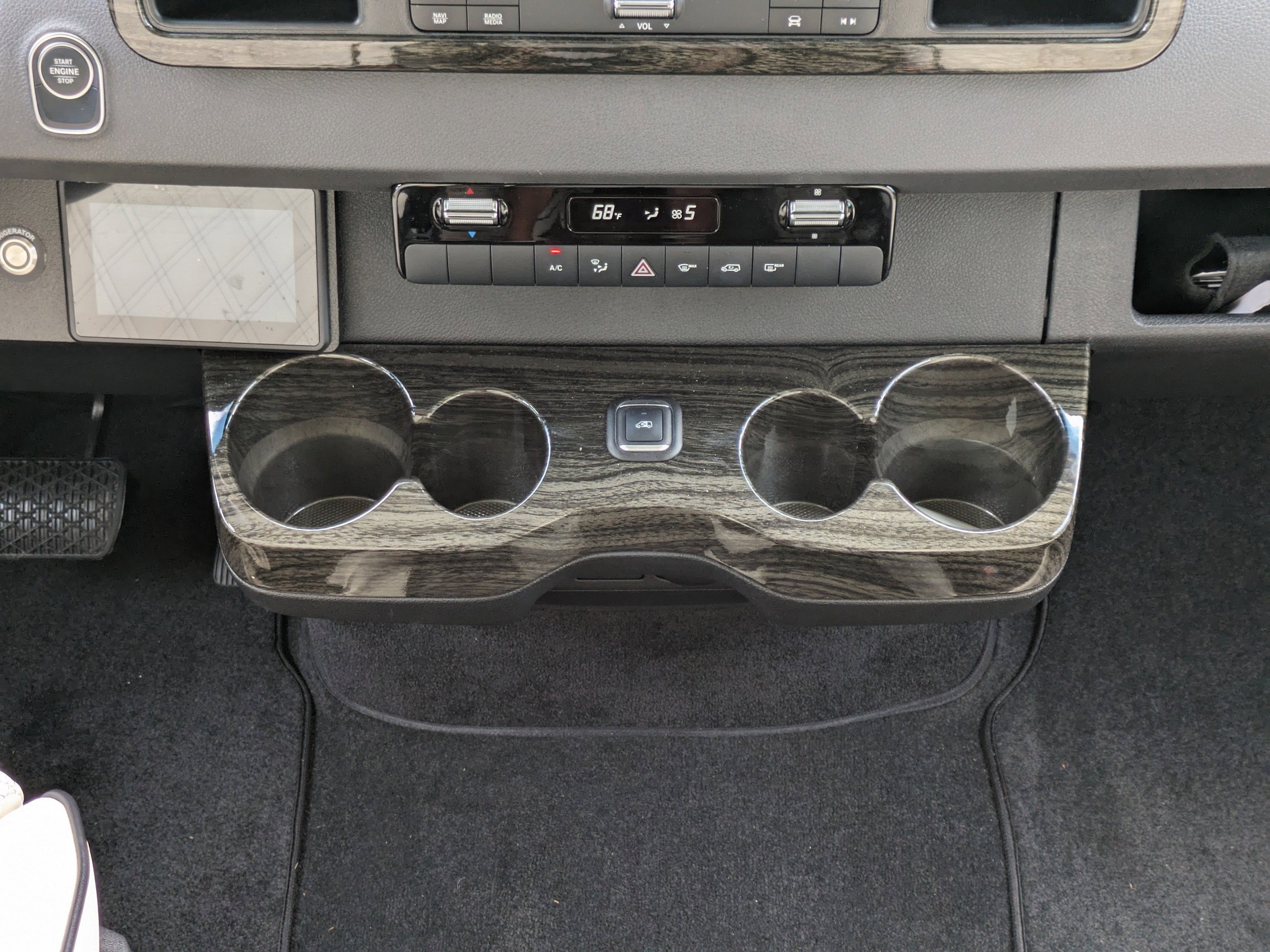 Used 2025 Mercedes-Benz Sprinter 144 Cargo image 52