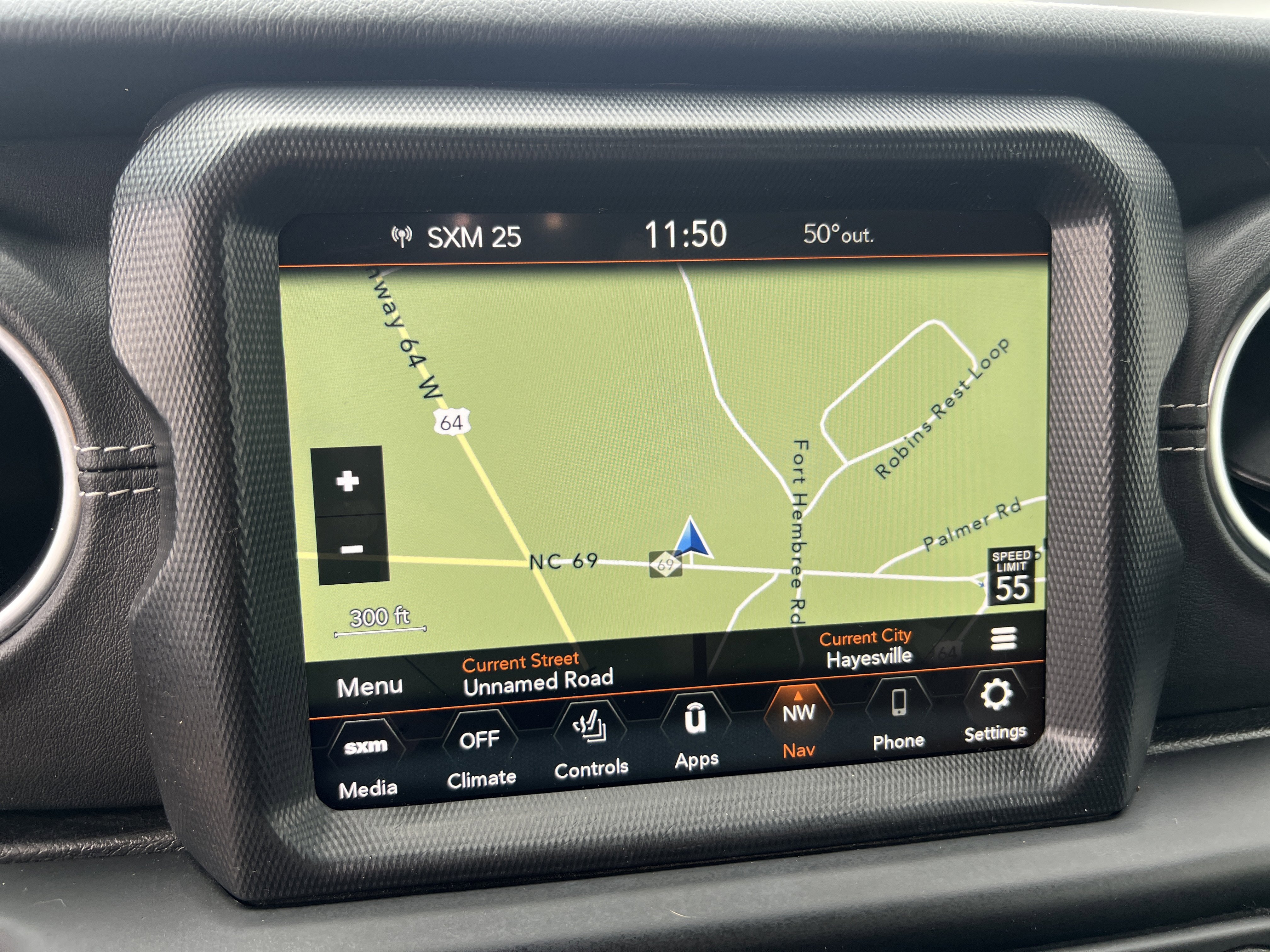 Used 2023 Jeep Wrangler Sahara w/ Cold Weather Group image 20