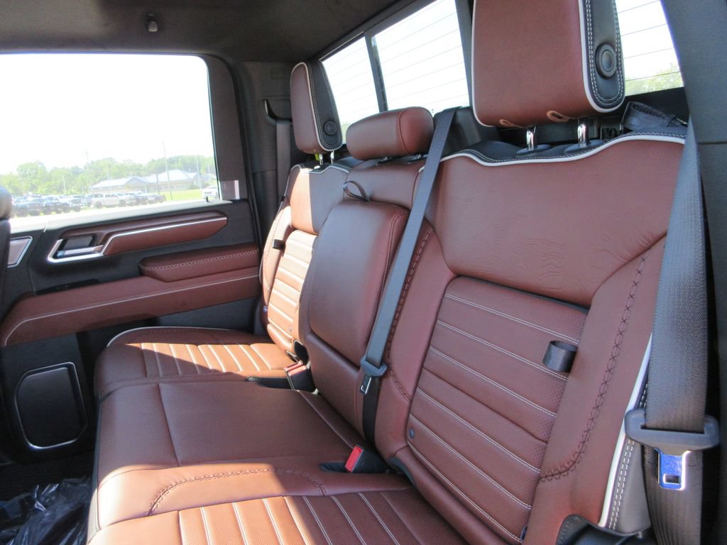 New 2026 GMC Sierra 2500 Denali Ultimate AWD/4WD image 14