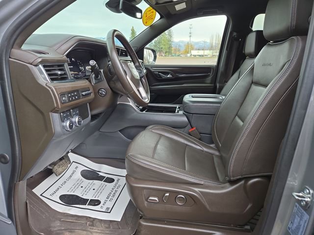 Used 2023 GMC Yukon XL Denali image 2
