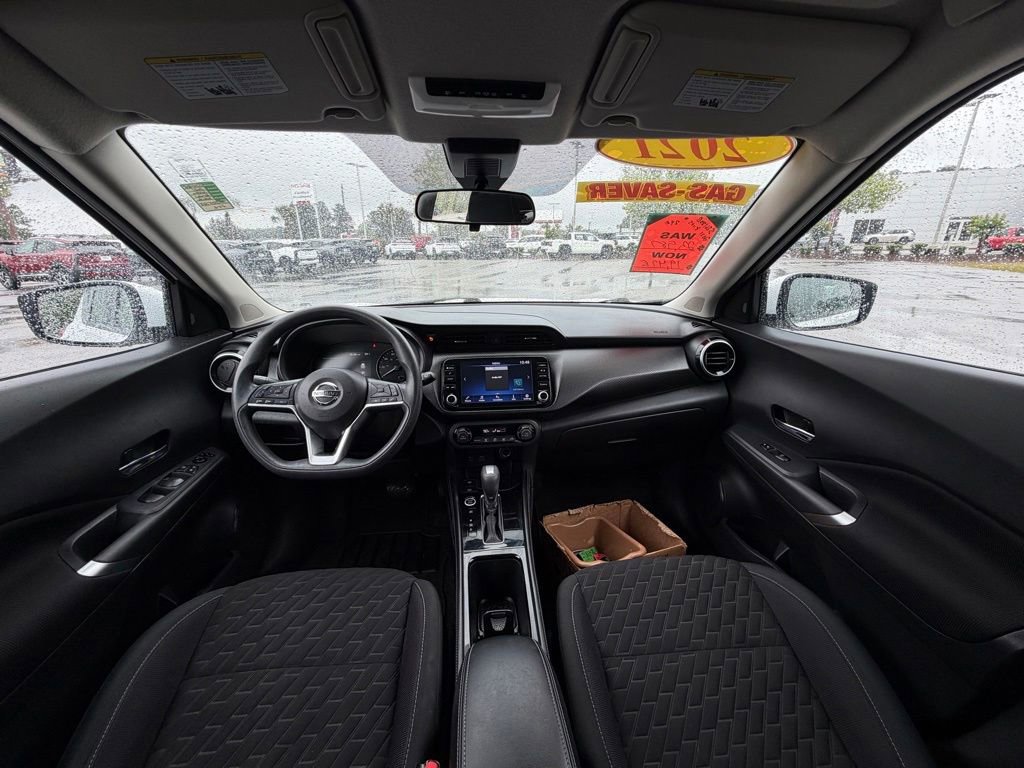 Used 2021 Nissan Kicks SV w/ Exterior Package FWD image 23