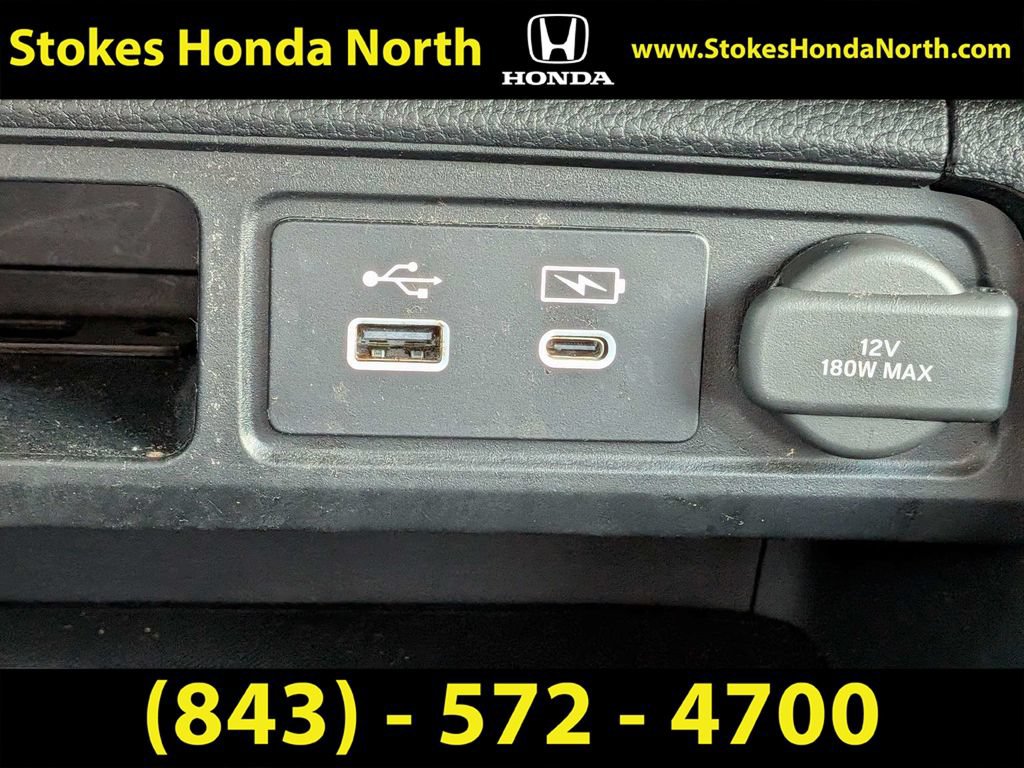 Used 2025 Honda Pilot Elite image 24