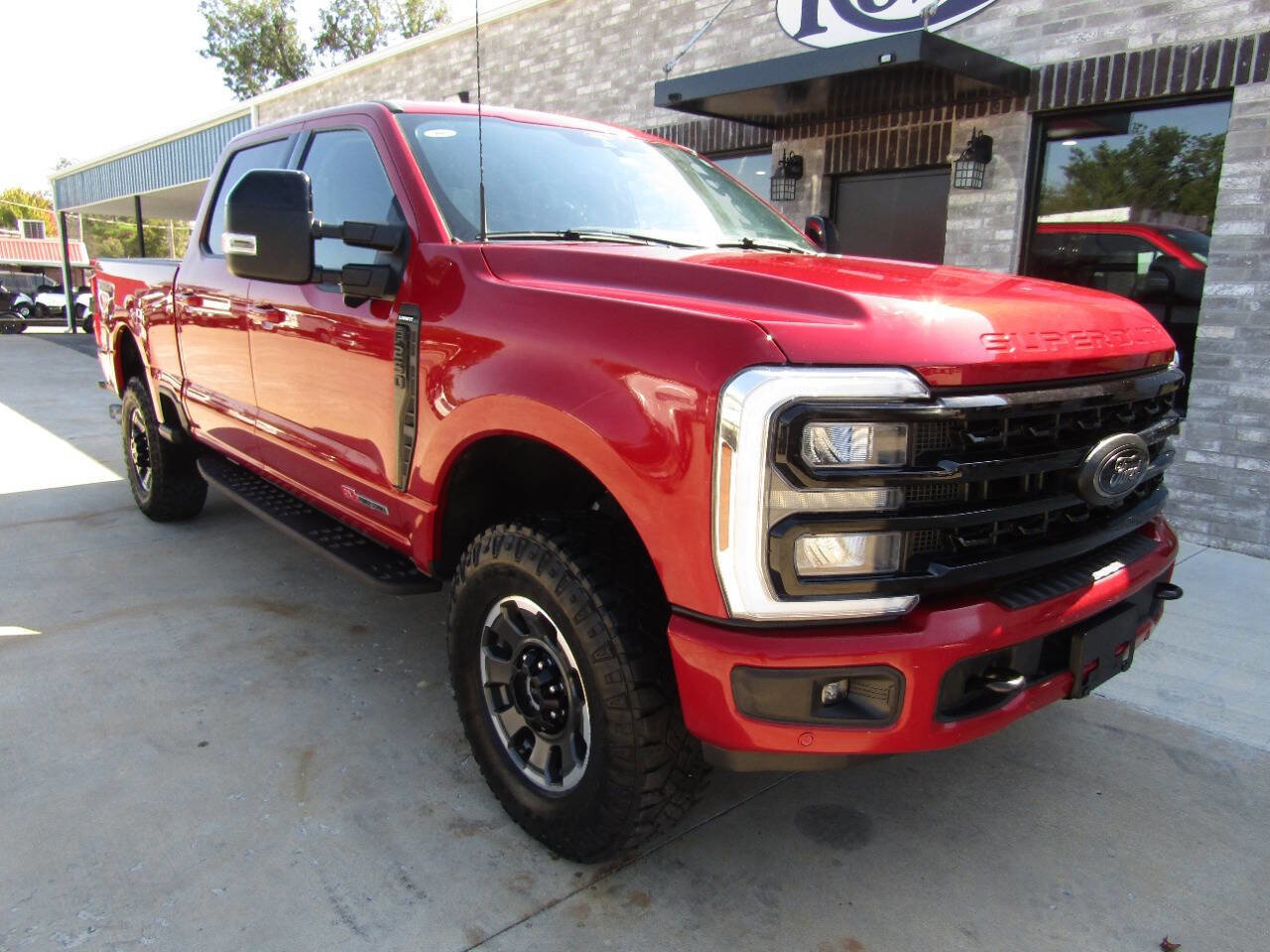 Used 2024 Ford F250 Lariat w/ Lariat Ultimate Package image 2