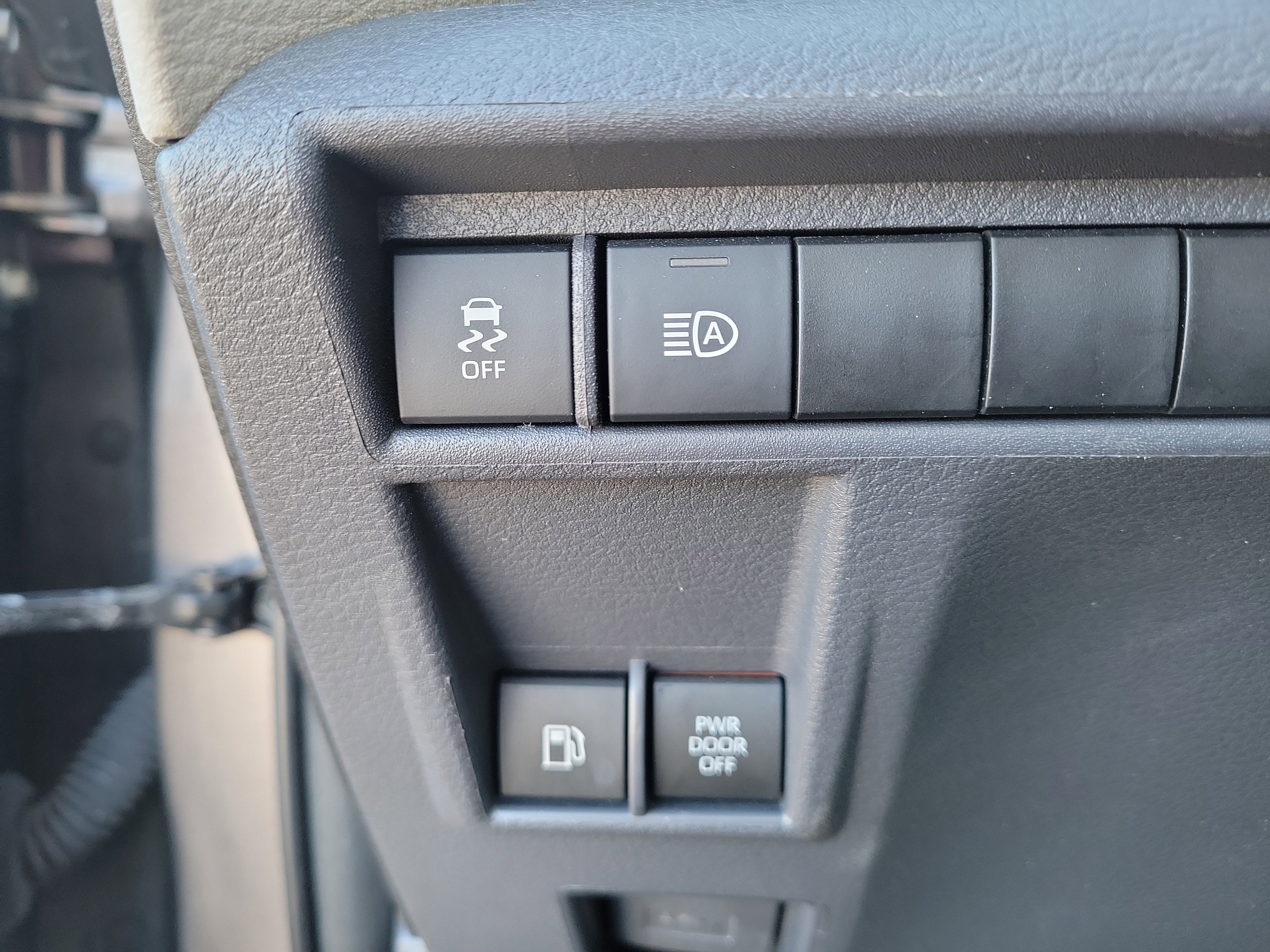 Used 2021 Toyota Sienna XLE image 22