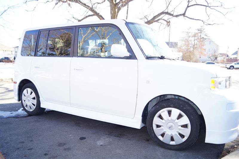 Used 2006 Scion xB image 13