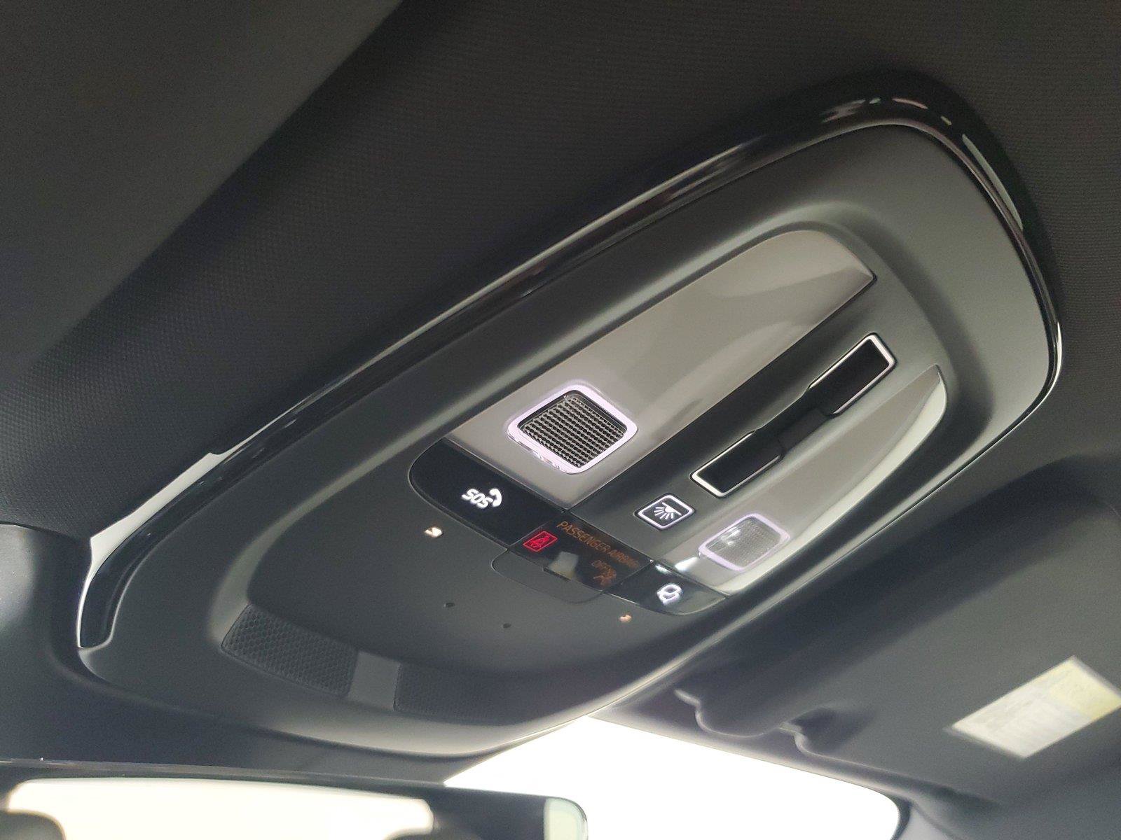 New 2027 Volvo XC60 B5 Core AWD/4WD image 34
