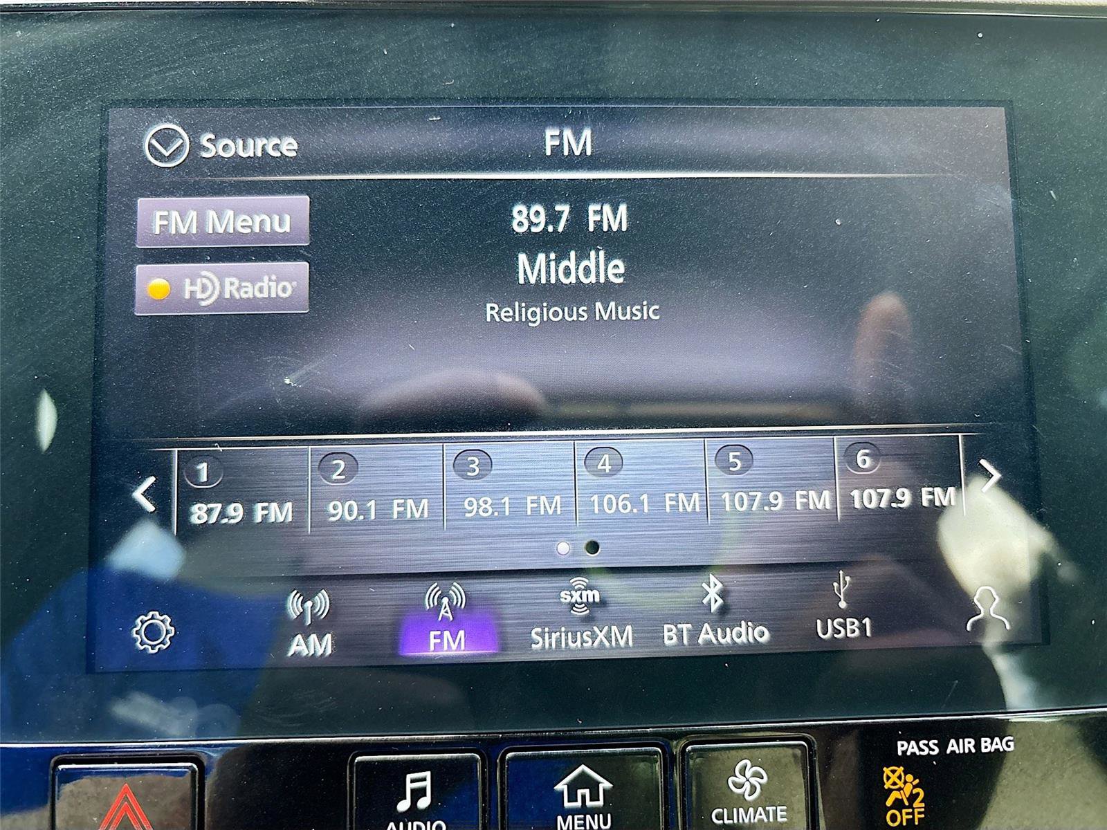 Used 2021 INFINITI QX50 Sensory image 11