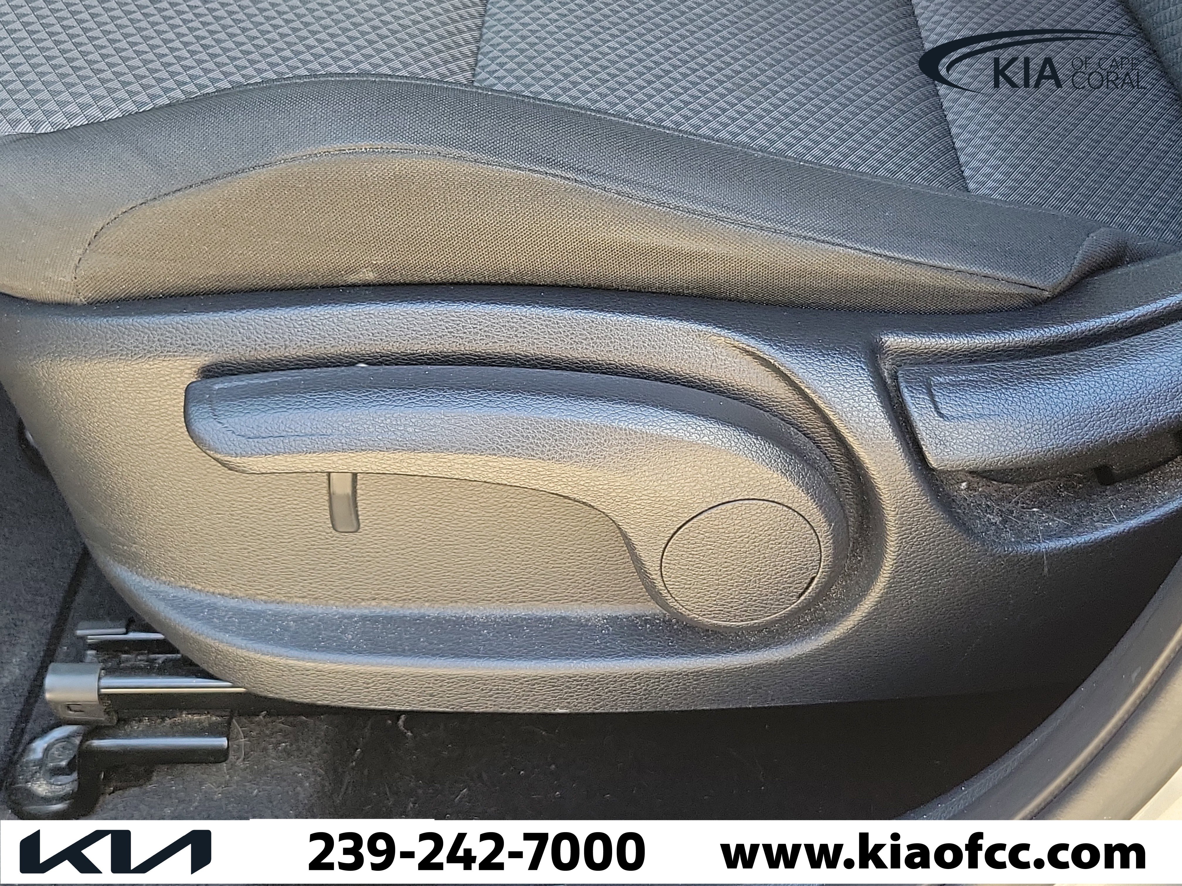 Used 2022 Kia Soul LX w/ Technology Package FWD image 19