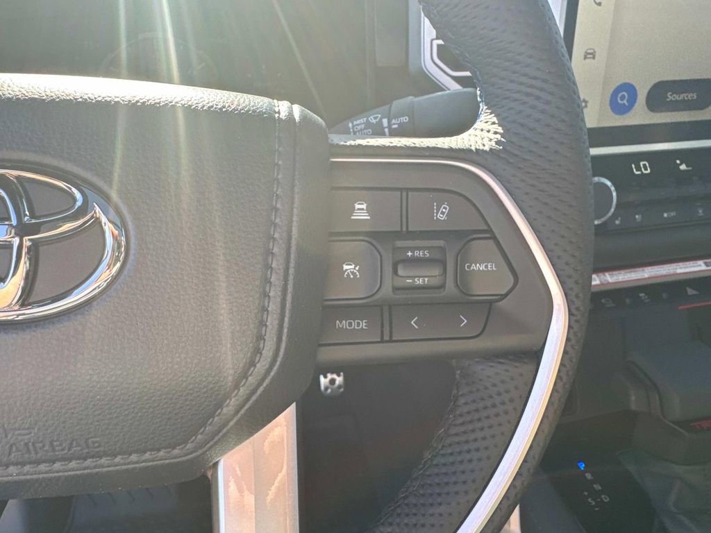 New 2025 Toyota Tundra Platinum w/ TRD Off-Road Package image 17