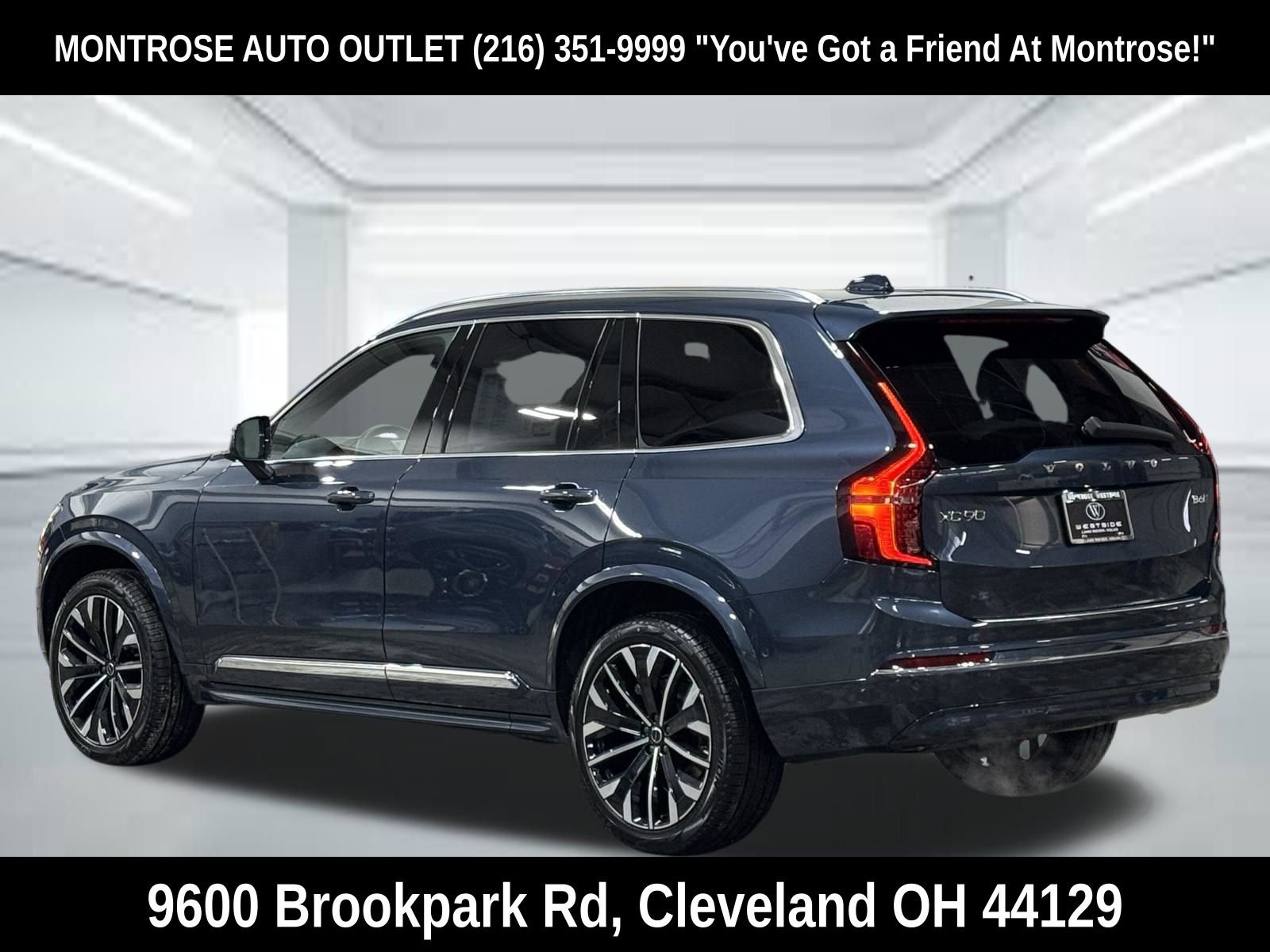 New 2026 Volvo XC90 B6 Plus w/ Protection Package Premier AWD/4WD image 3