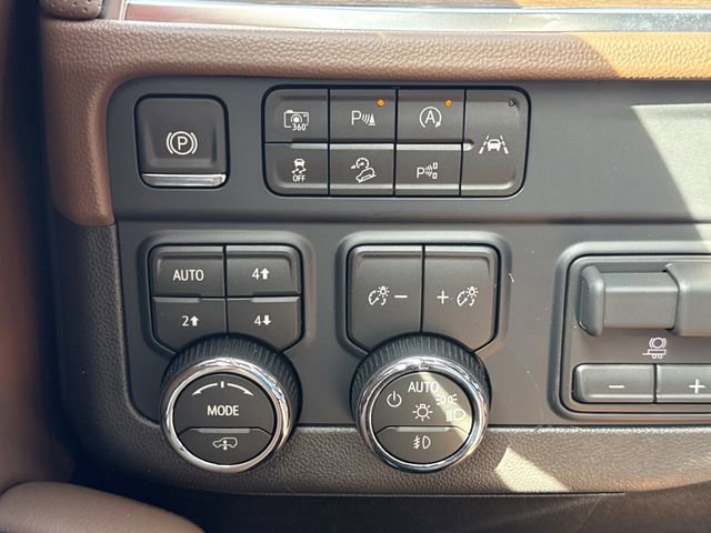 New 2026 Chevrolet Tahoe High Country image 25