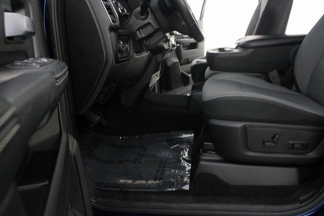 Used 2024 RAM 2500 Big Horn w/ Bed Utility Group image 15