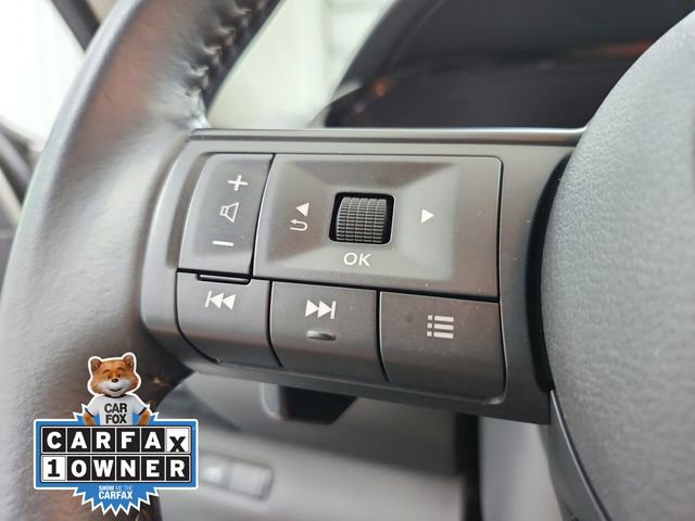 Used 2025 Nissan Pathfinder SV image 25