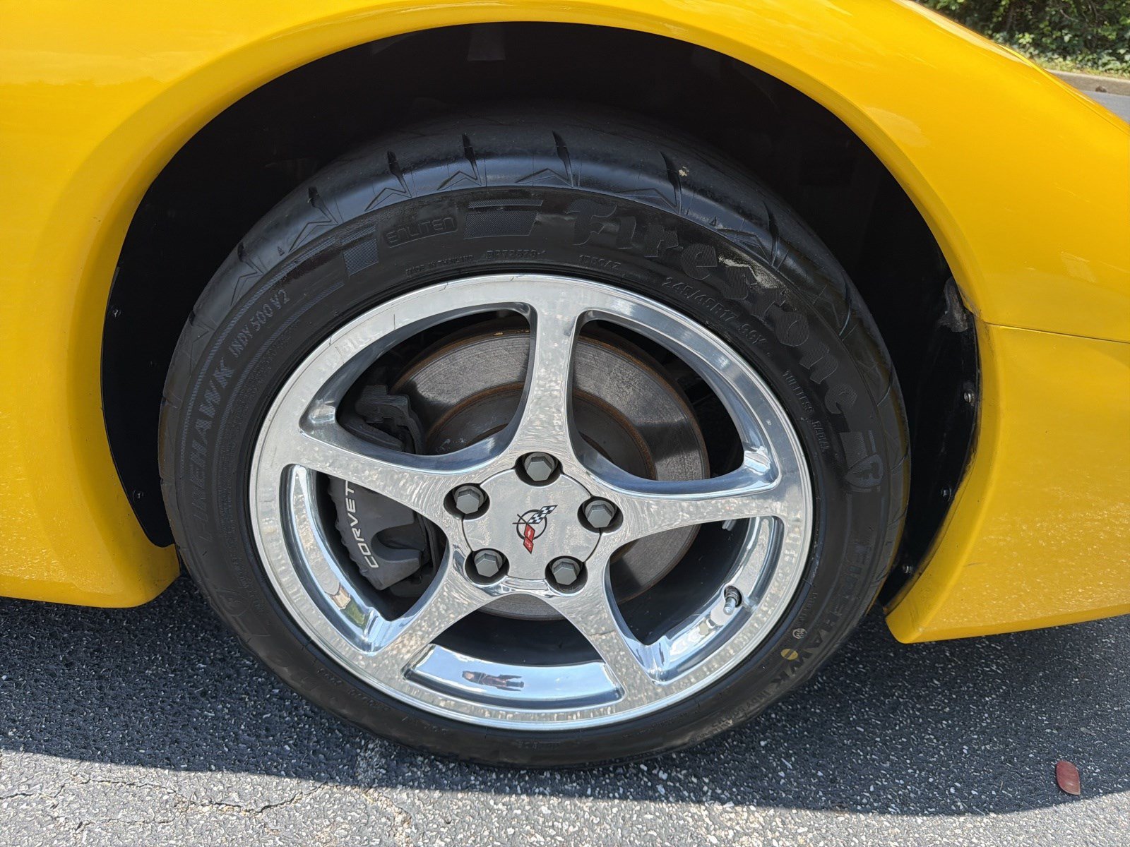 Used 2000 Chevrolet Corvette Coupe w/ Roof Pkg RWD image 12