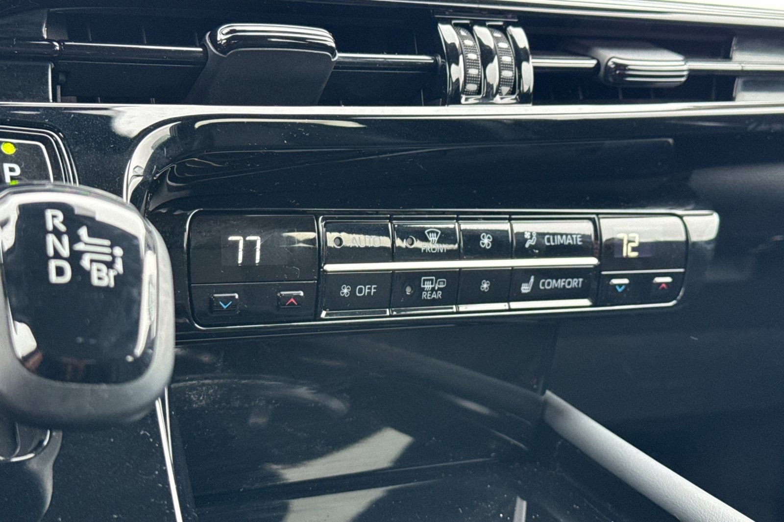 Certified 2023 Toyota Mirai XLE w/ Advanced Technology Package image 21