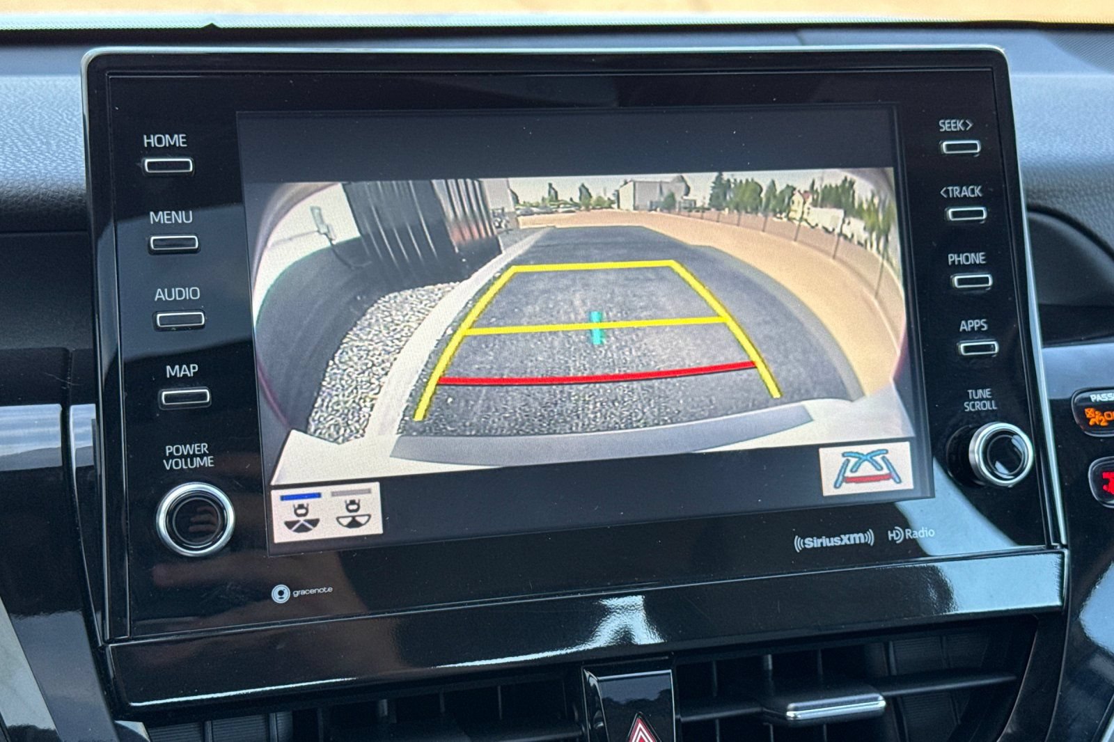 Used 2024 Toyota Camry SE w/ Audio Upgrade Package AWD/4WD image 18