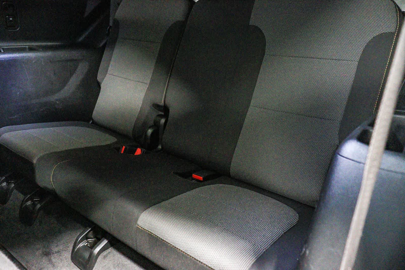 Used 2020 Chevrolet Traverse LS FWD image 20
