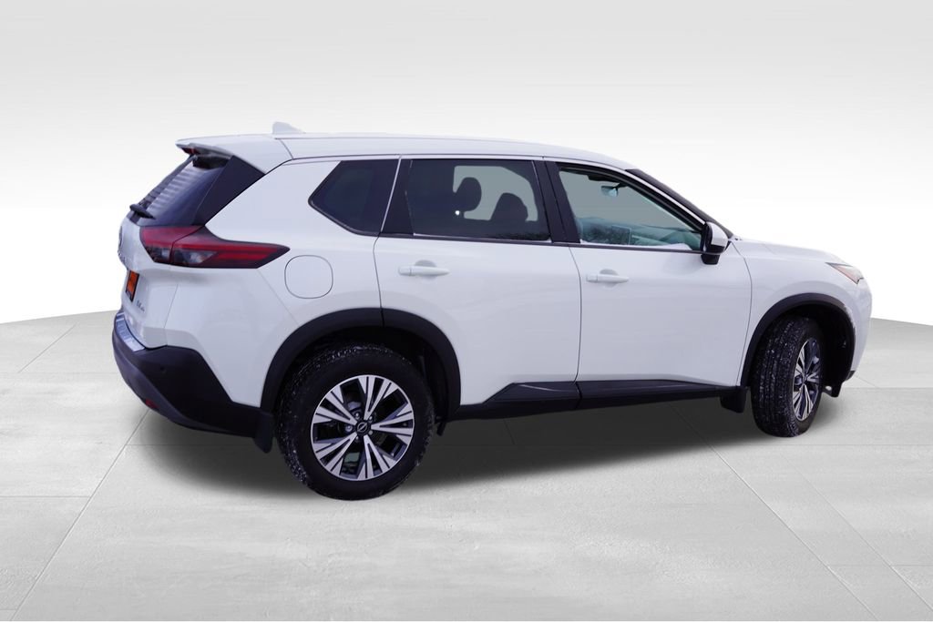 Used 2023 Nissan Rogue SV image 4
