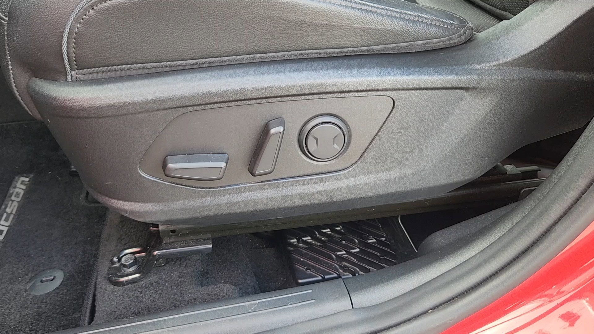 Certified 2023 Hyundai Tucson Limited w/ Cargo Package image 8