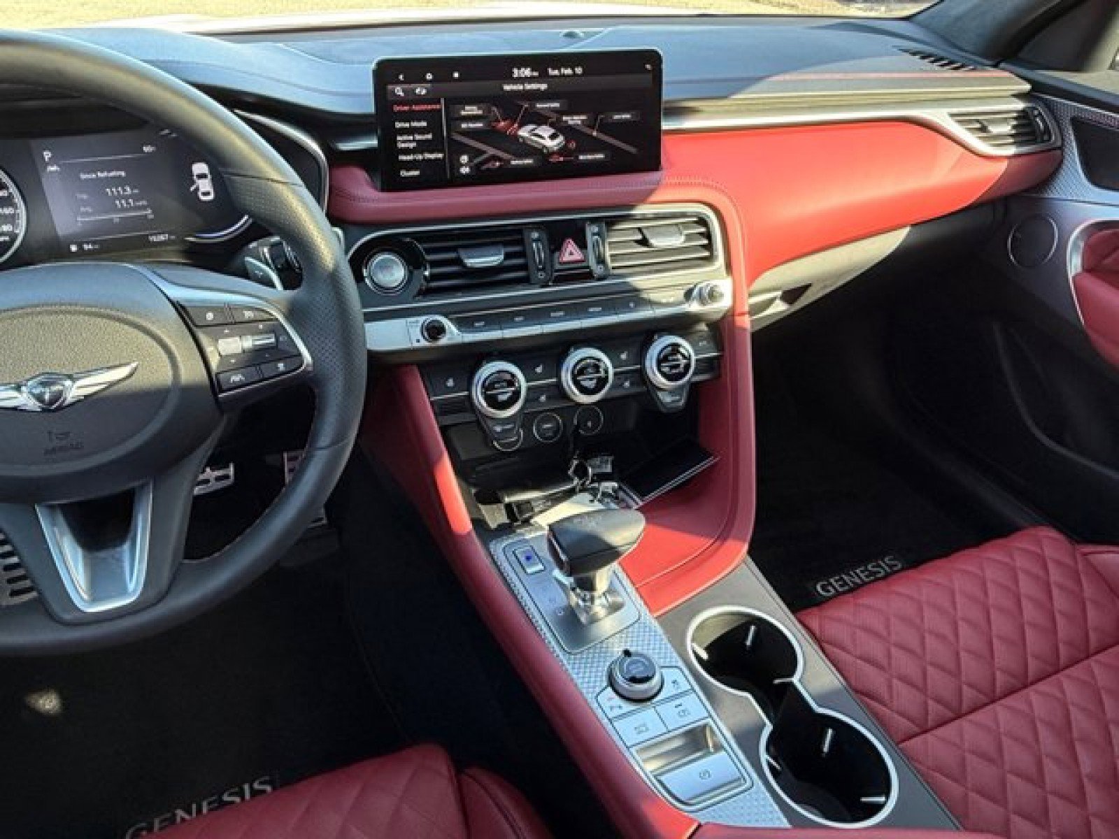 Used 2023 Genesis G70 3.3T w/ Sport Prestige Package image 14