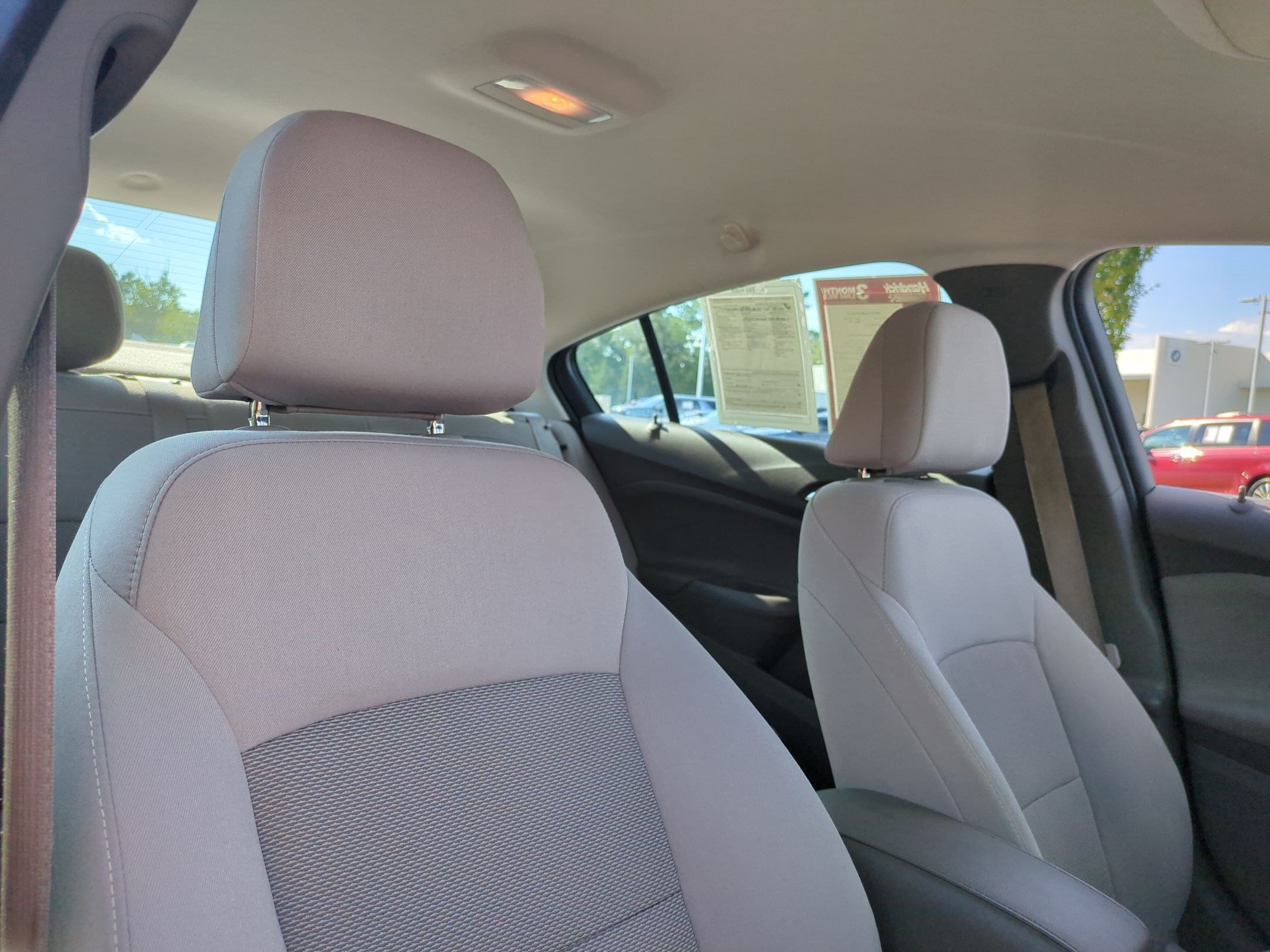 Used 2018 Chevrolet Cruze LS FWD image 32