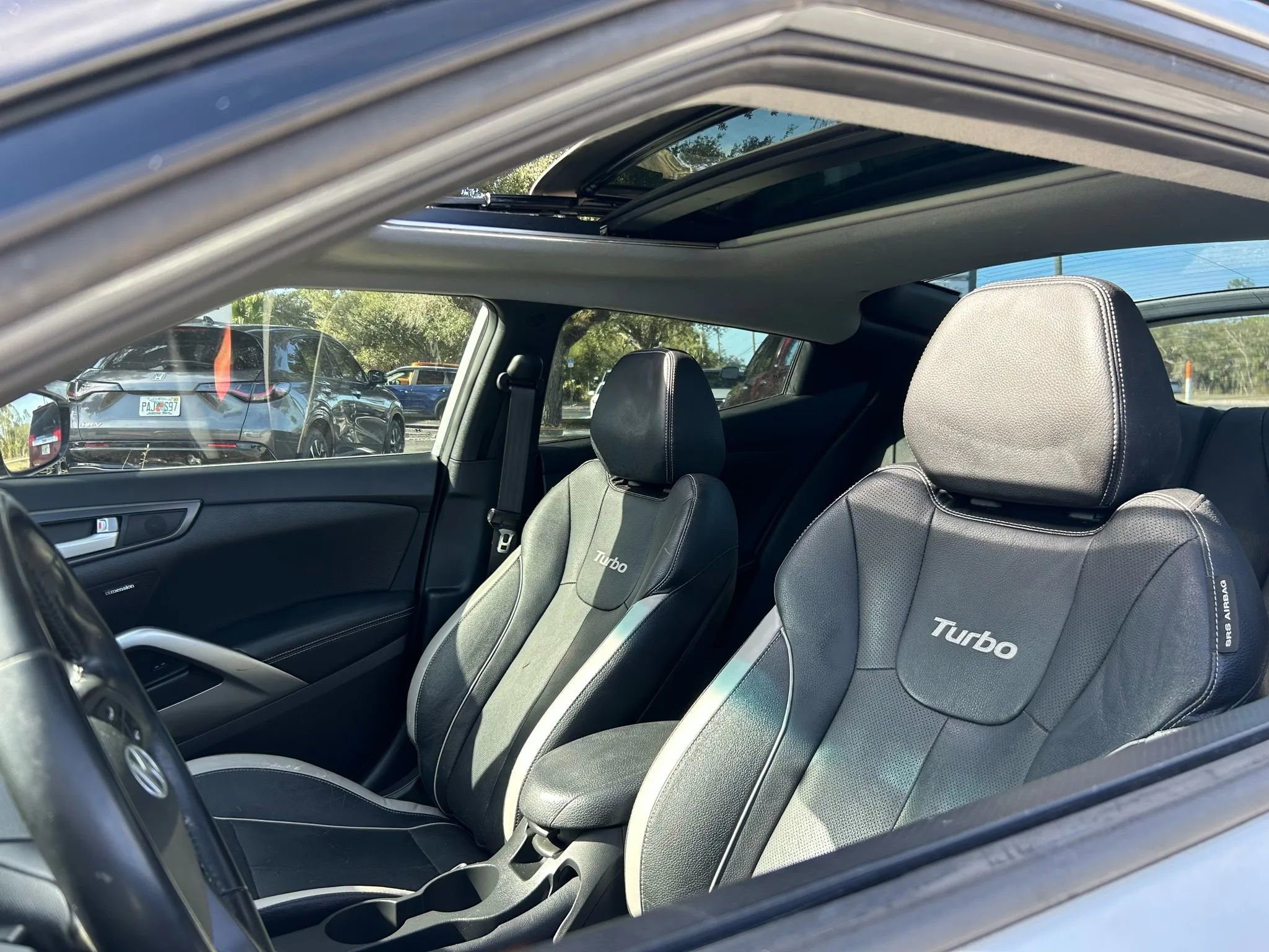 Used 2015 Hyundai Veloster Turbo w/ Option Group 04 image 17