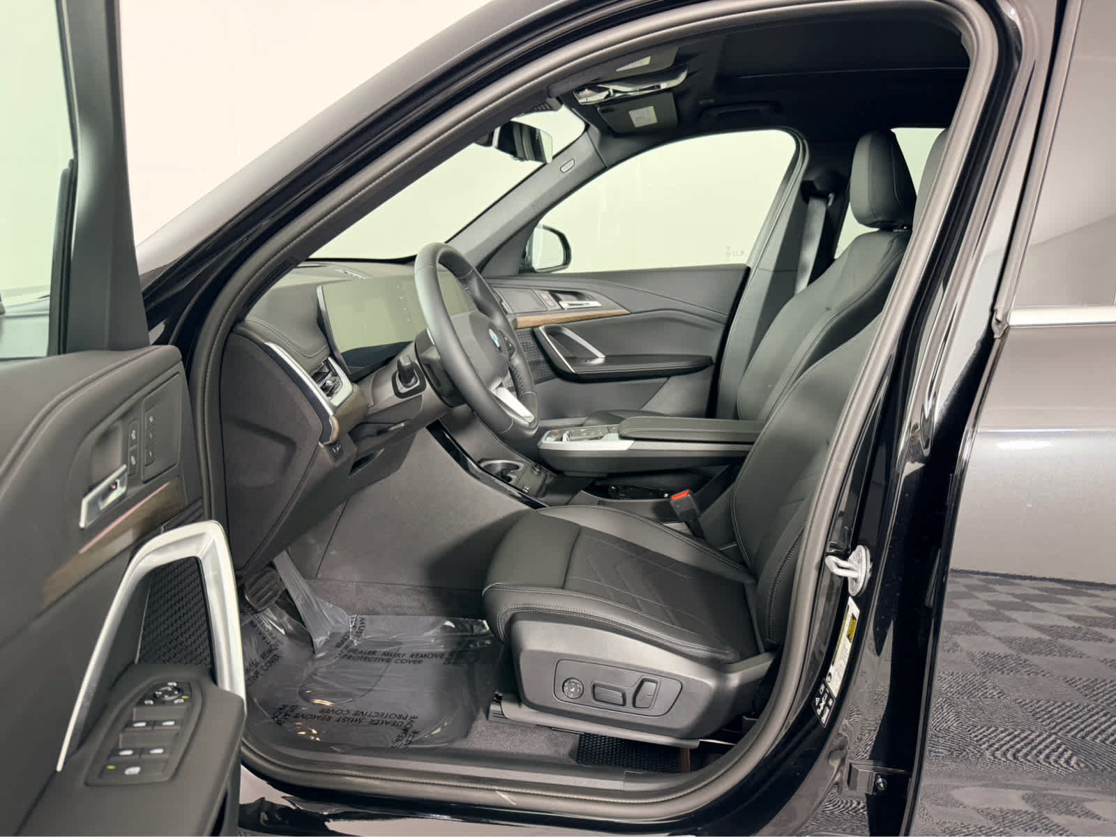 New 2027 BMW X1 xDrive28i AWD/4WD image 10