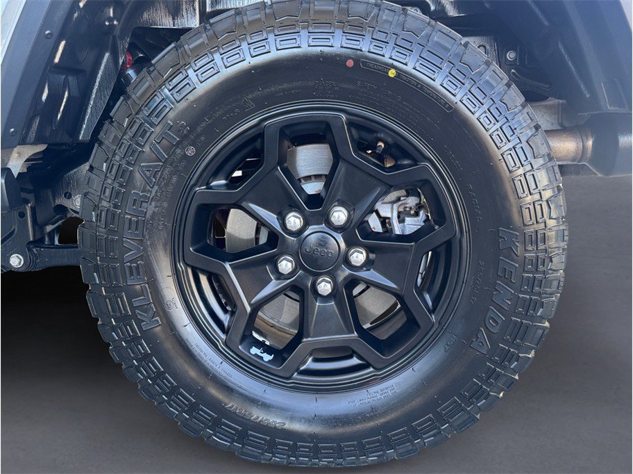Used 2021 Jeep Gladiator Sport AWD/4WD image 8