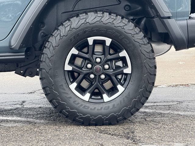 Used 2025 Jeep Wrangler Unlimited Rubicon w/ Steel Bumper Group image 3