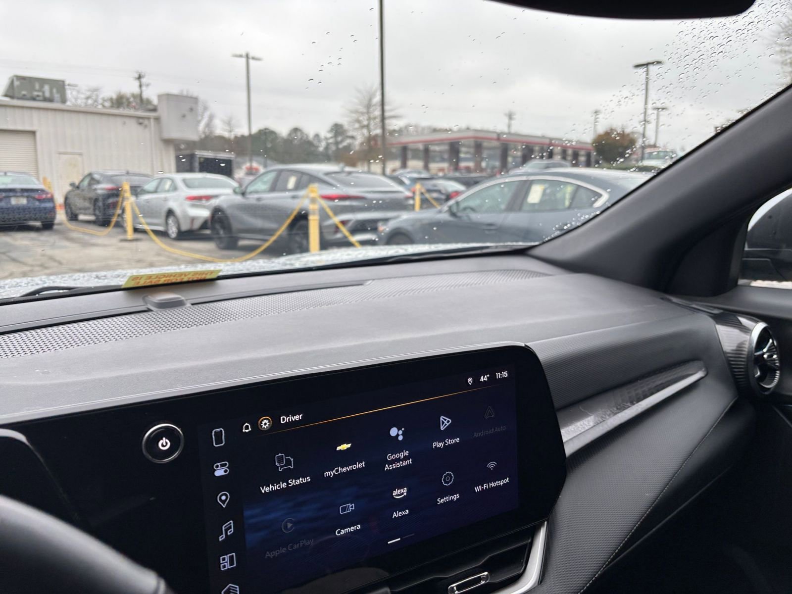 Used 2025 Chevrolet Equinox LT image 35