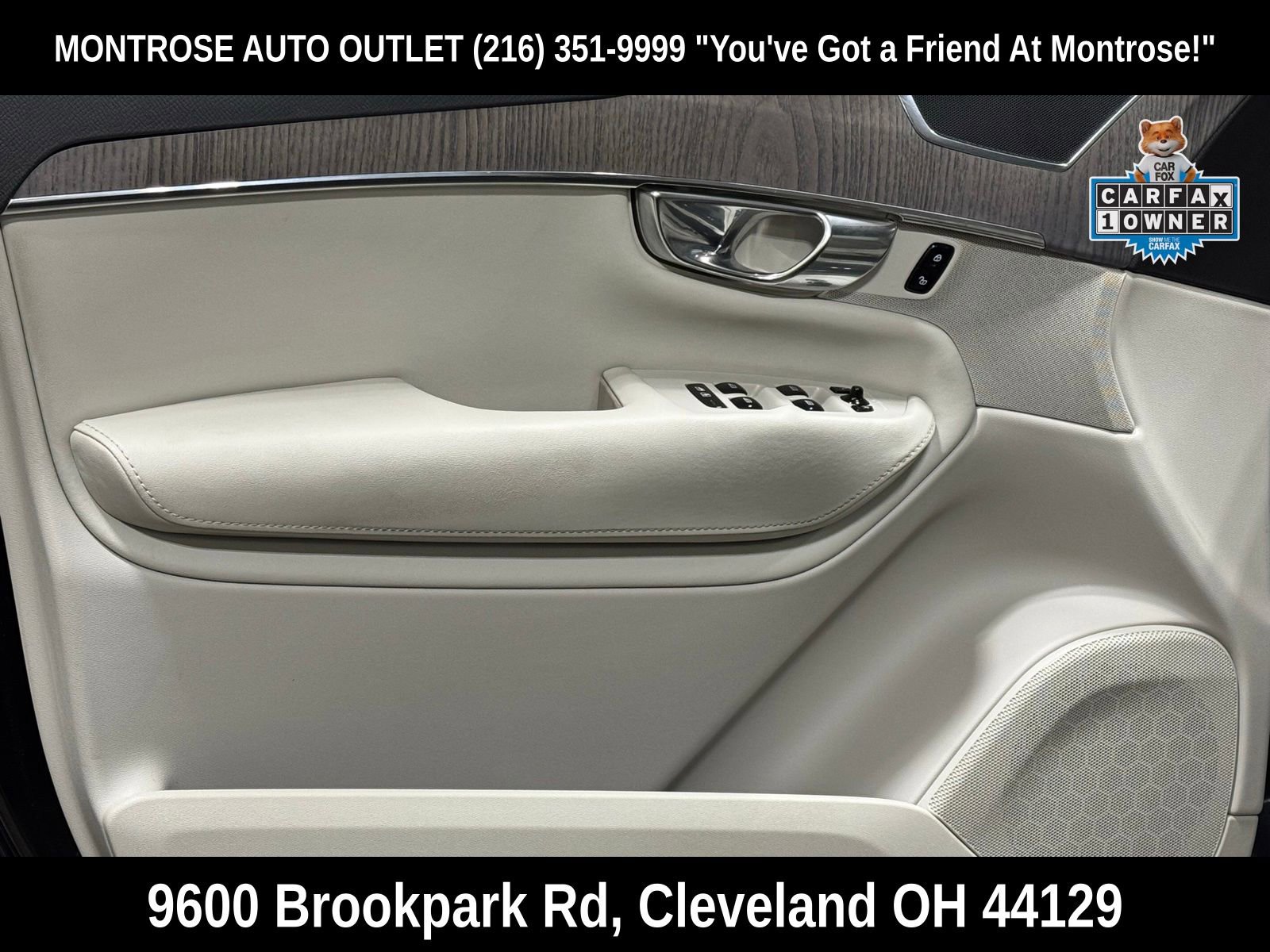 Used 2023 Volvo XC90 B6 Core image 11