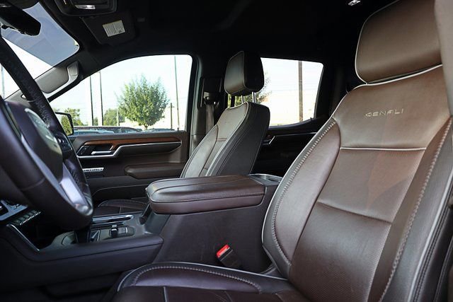 Used 2023 GMC Sierra 1500 Denali w/ Technology Package image 18