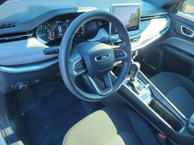 Used 2023 Jeep Compass Sport image 20