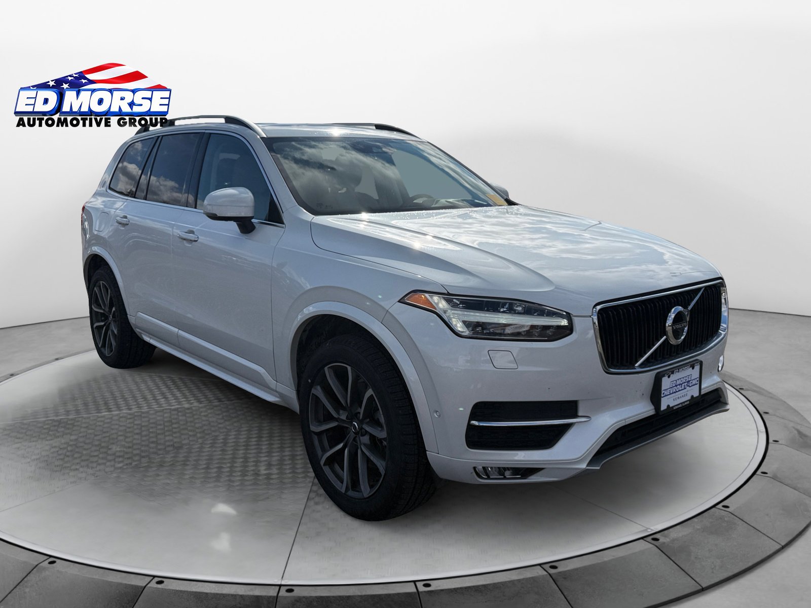 Used 2018 Volvo XC90 T5 Momentum w/ Convenience Package FWD image 7