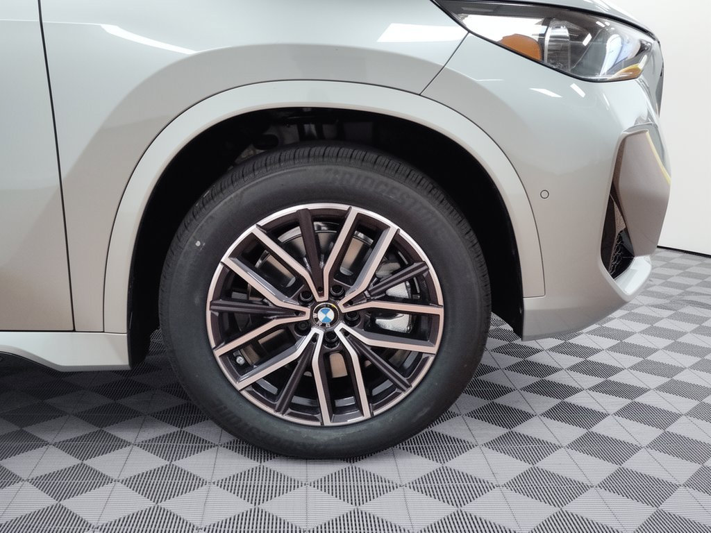 Used 2026 BMW X1 xDrive28i w/ M Sport Package AWD/4WD image 13