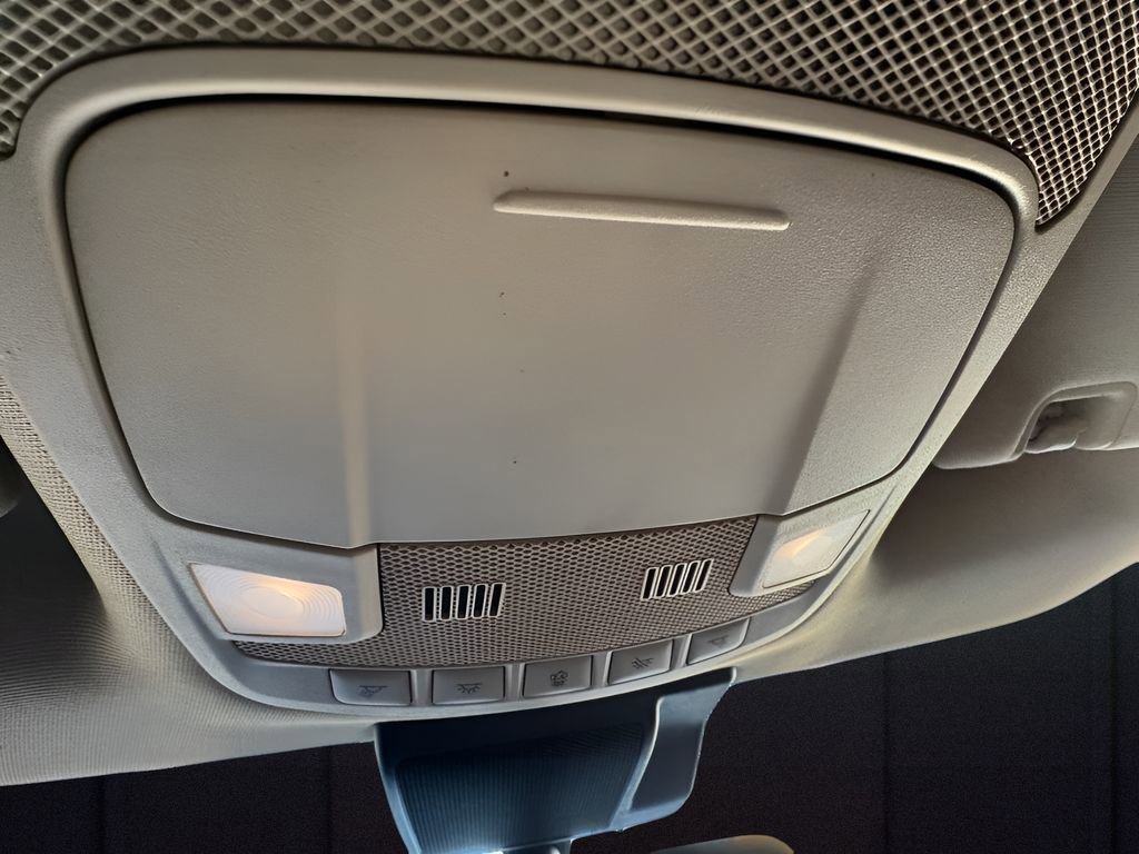 Used 2019 Ford F150 Lariat image 10