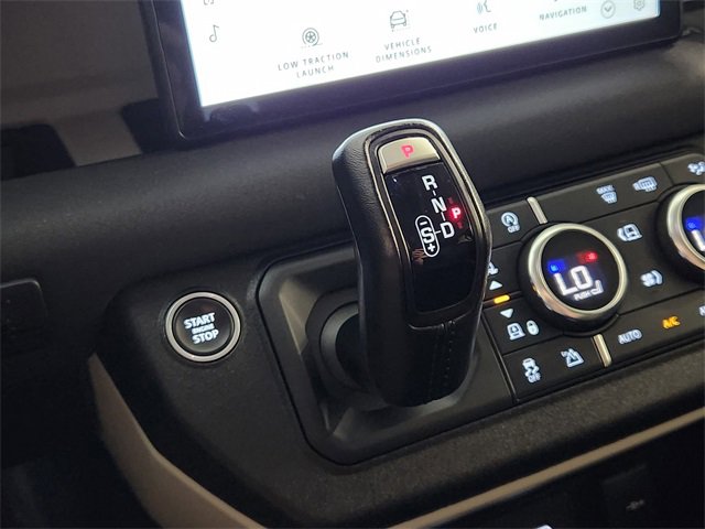 Used 2021 Land Rover Defender 110 image 19