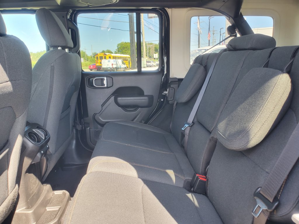 Used 2025 Jeep Wrangler Unlimited Sport S 4xe AWD/4WD image 26