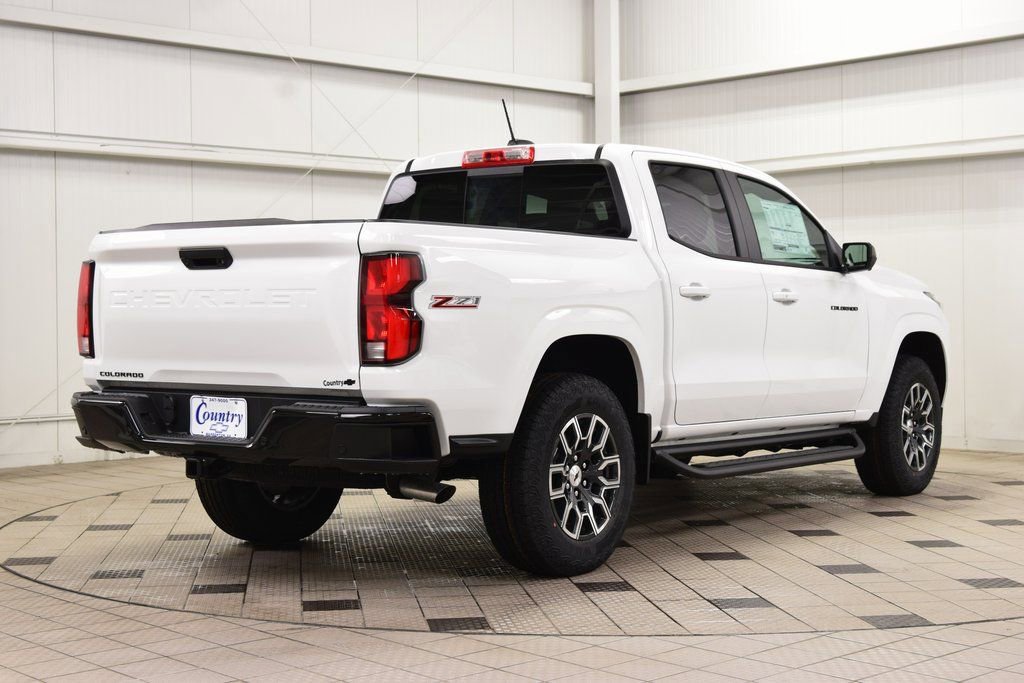 New 2026 Chevrolet Colorado Z71 w/ Technology Package AWD/4WD image 8
