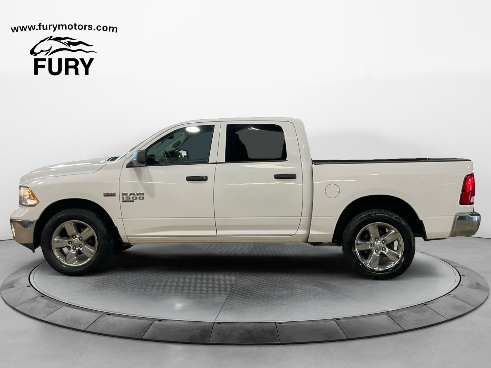 Used 2019 RAM 1500 ST w/ SXT Plus Group AWD/4WD image 7