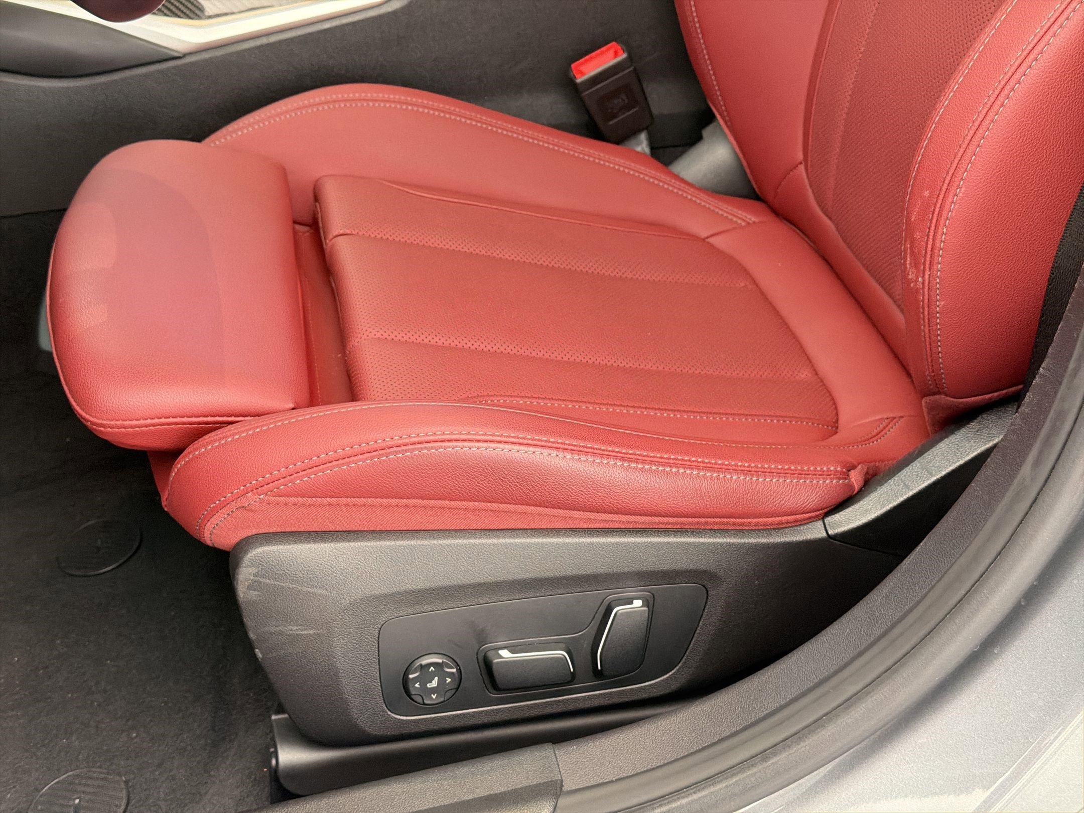 Certified 2025 BMW M340i xDrive AWD/4WD image 14