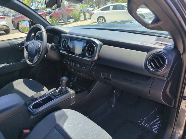 Used 2019 Toyota Tacoma TRD Sport w/ Technology Package AWD/4WD image 63