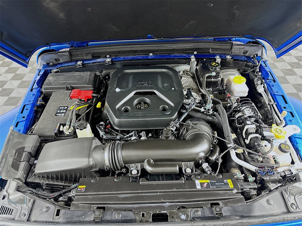 Used 2024 Jeep Wrangler Sahara w/ Technology Group image 29