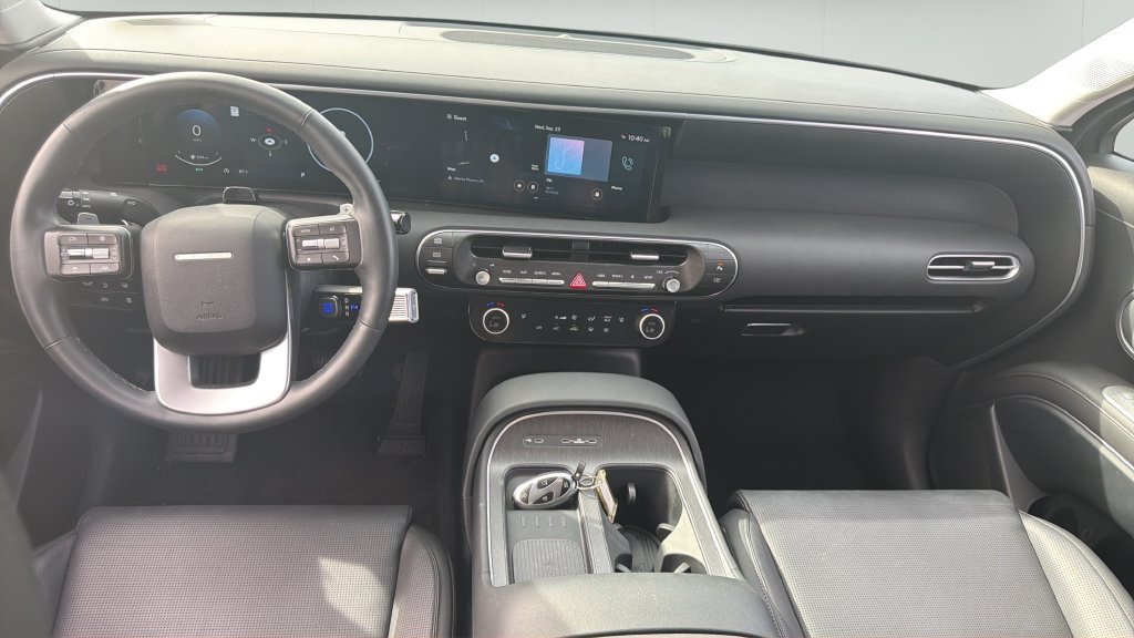 Used 2026 Hyundai Palisade SEL FWD image 15