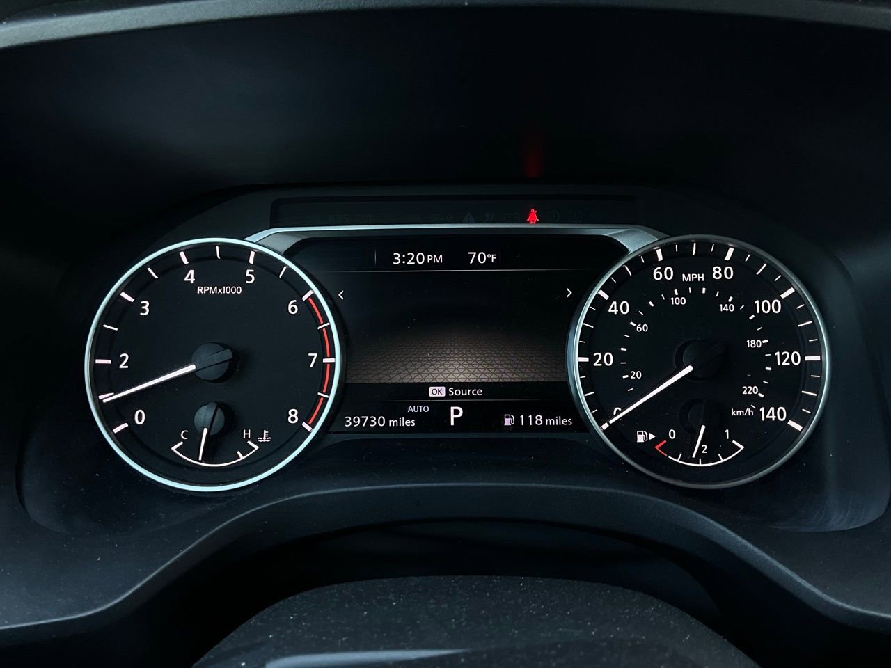 Used 2025 Nissan Rogue SV image 37