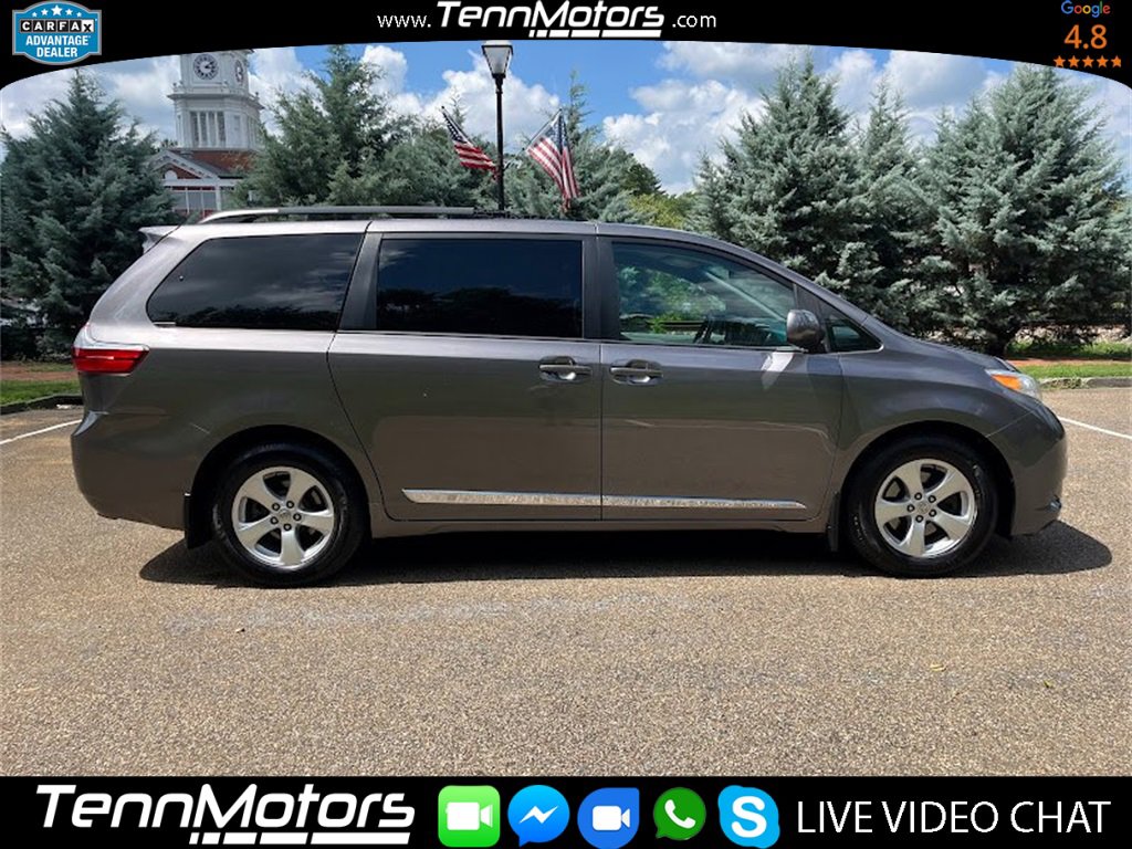 Used 2017 Toyota Sienna LE