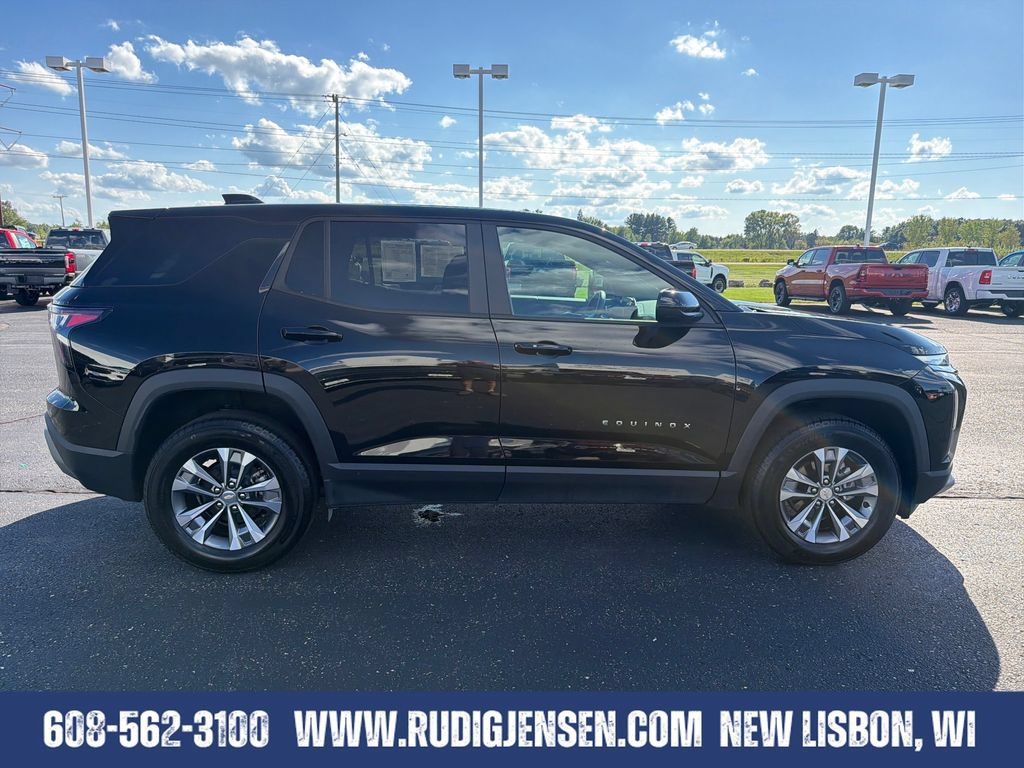 Used 2026 Chevrolet Equinox LT AWD/4WD image 6